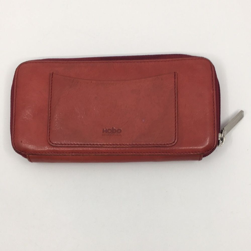 Hobo International Red Leather Zippy Accordion Zip Around Wallet